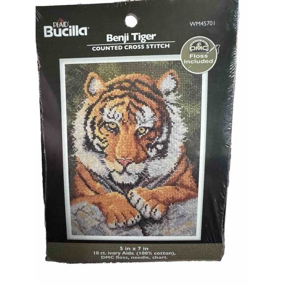 Plaid Bucilla Benji Tiger Counted Cross Stitch Kit 5x7 WM45701 DMC Floss NEW - Picture 1 of 3